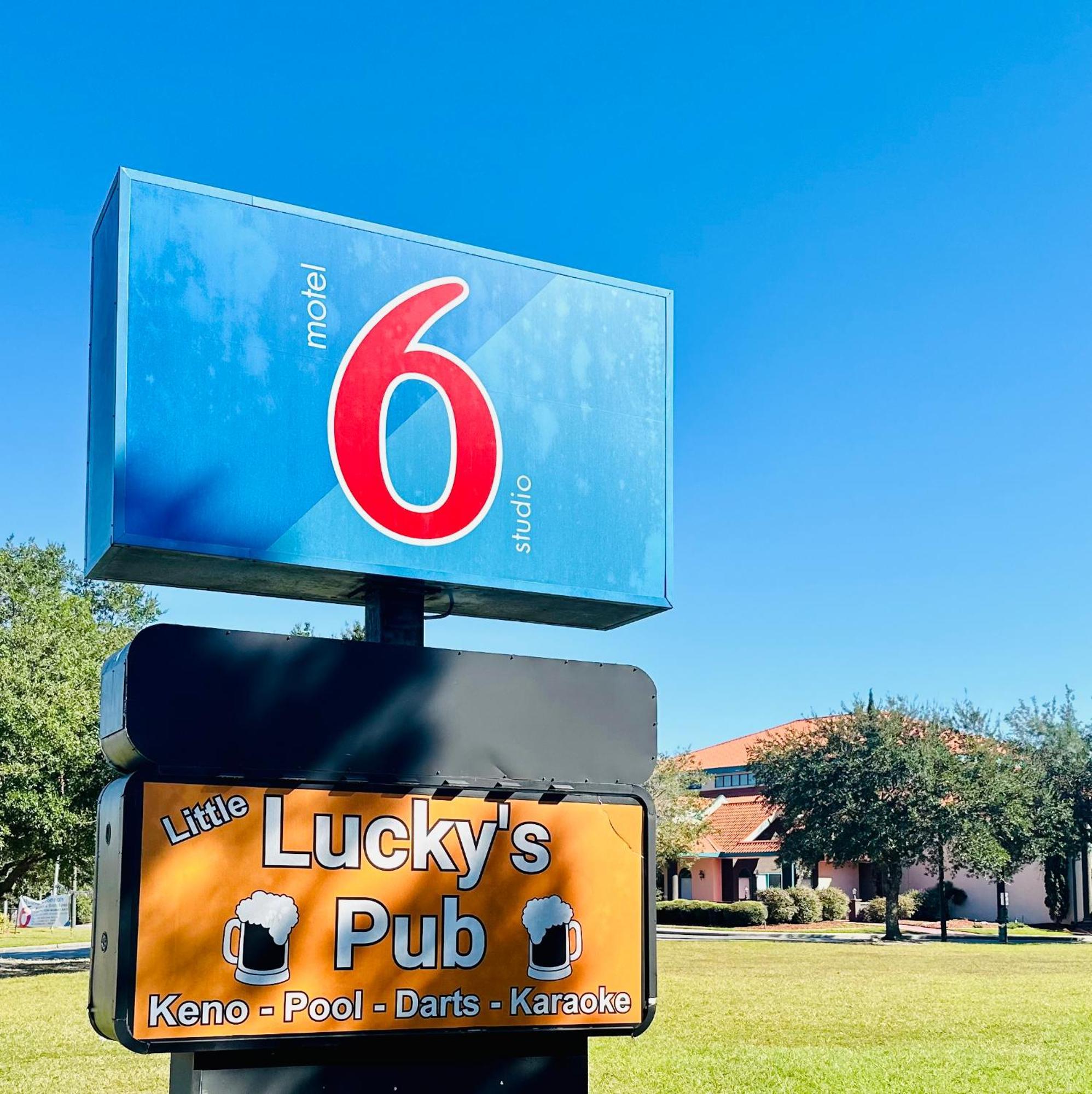 Motel 6 Savannah Ga Gateway & I95 Exteriör bild