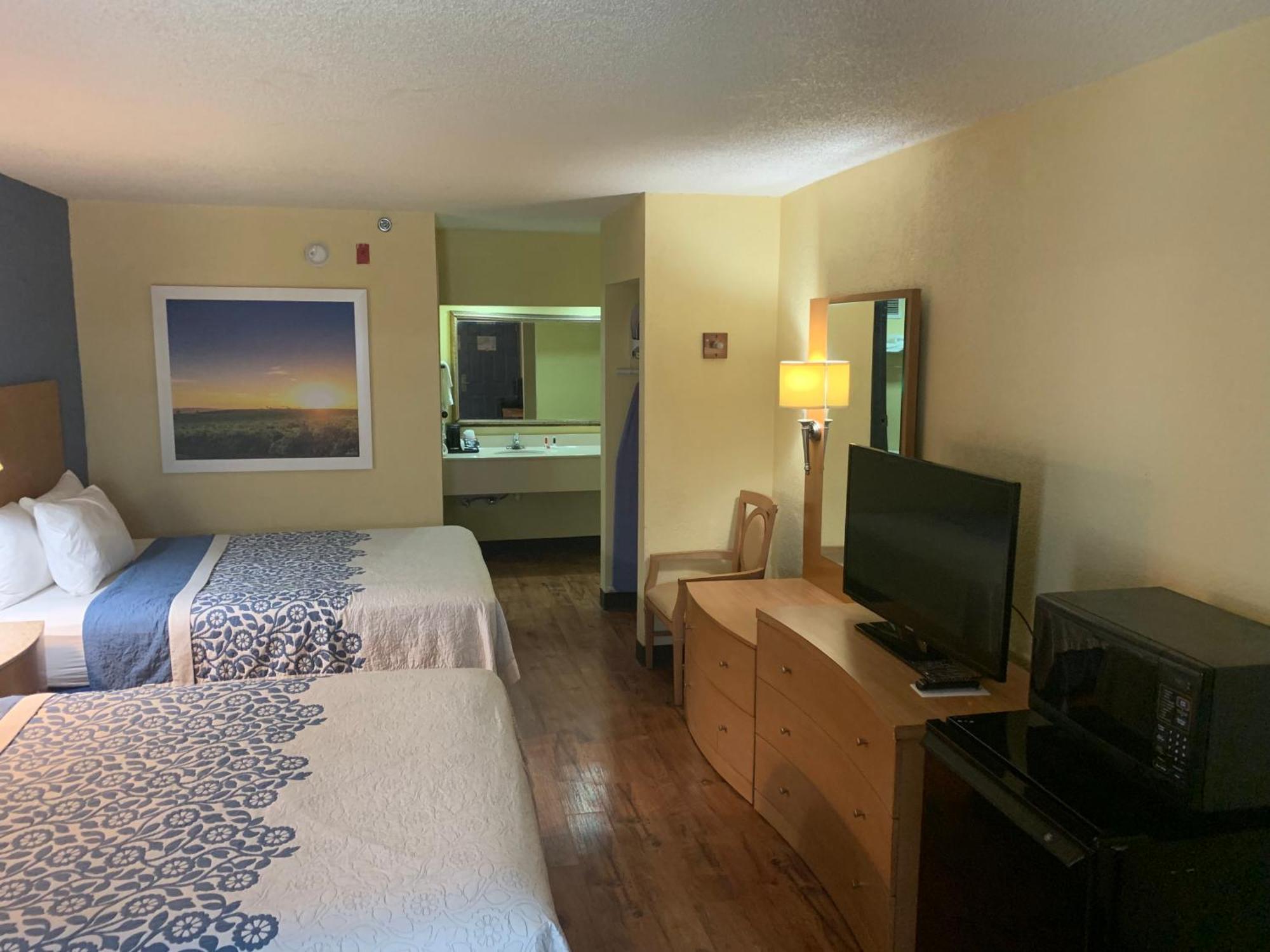 Motel 6 Savannah Ga Gateway & I95 Exteriör bild